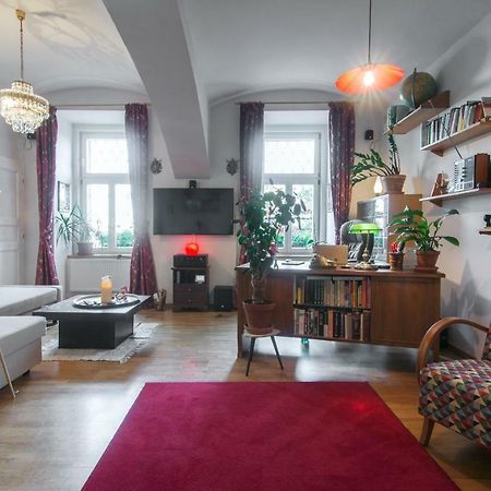 Victoria Design Stays - Apartment Rehorova Прага Екстер'єр фото